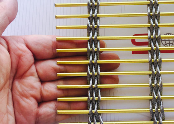Decoratieve Verdeling 7mm Roestvrij staal Architecturaal Mesh Gold Color Metal