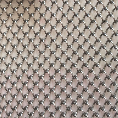 Aanpasbare draperies met metalen spoelen voor interieurontwerp