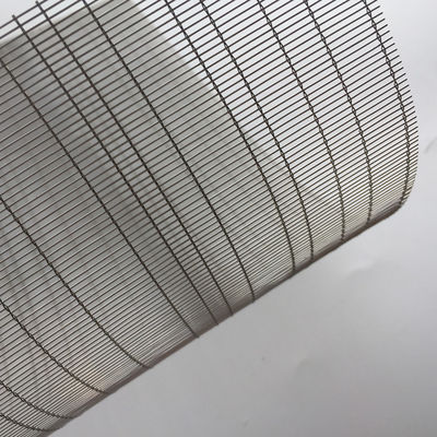 Roestvrijstalen mazen gelamineerd glas Moderne ruimtes Decoratieve afschermingen Wanden Plafond Accenten ISO Custom Cutting