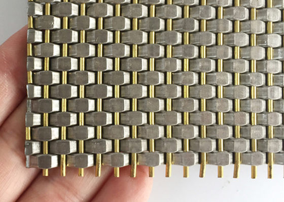 De messing Geplooide SS Geweven Oppervlakte van Draadmesh cladding facade PVD