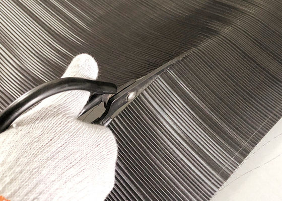 ISO 2.5m Geschilderde Zwarte de Muurbekledingen van Draadmesh screen laminated glass for