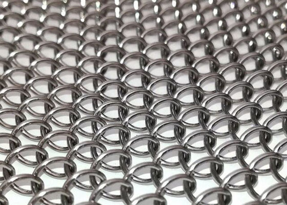 OEM de Rolgordijn Geweven Draad Mesh Shower Curtain van het Roestvrij staalmetaal