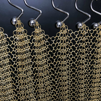 ODM Gouden Metaal Ring Mesh Decorative Fence 3.8mm het Netwerk van de Kettingspost