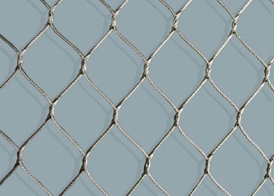 De Hand van SHUOLONG 7x7 - geweven Mesh Facade Stainless Steel Rope Mesh Netting