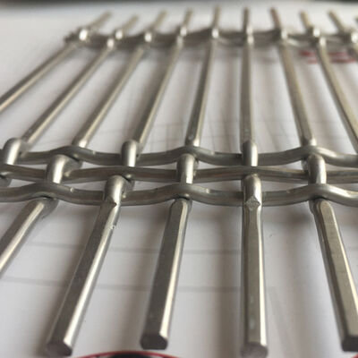Op maat gemaakte architecturale metalen scherm met aangepaste dikte voor geveldecoratie van commerciële gebouwen, interieur en exterieur toepassingen